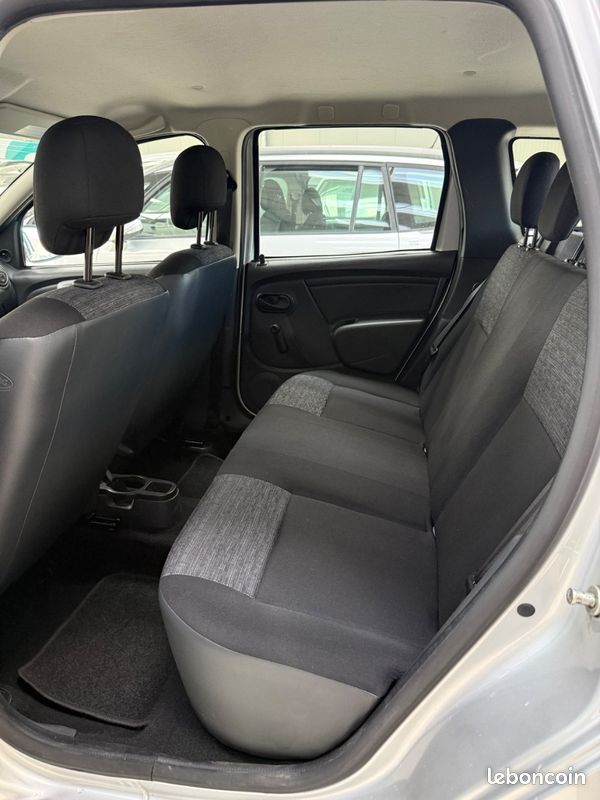DACIA DUSTER 1.5dci 90 1ere main excellent etat faible kilometrage (image 11)