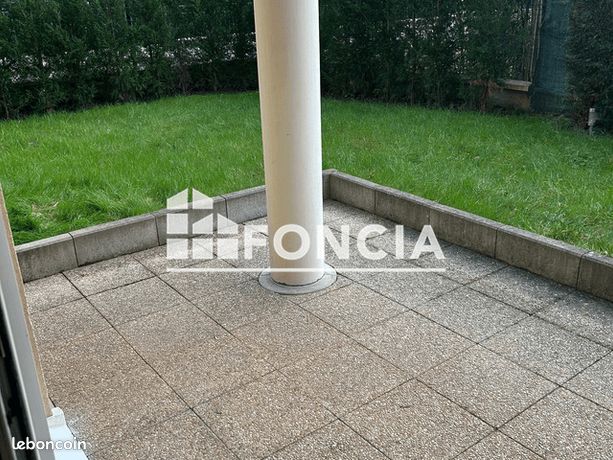 https://img.leboncoin.fr/api/v1/lbcpb1/images/c3/f5/cd/c3f5cdae2861e7269ae5483eb52b69dbcdb6bebf.jpg?rule=ad-image