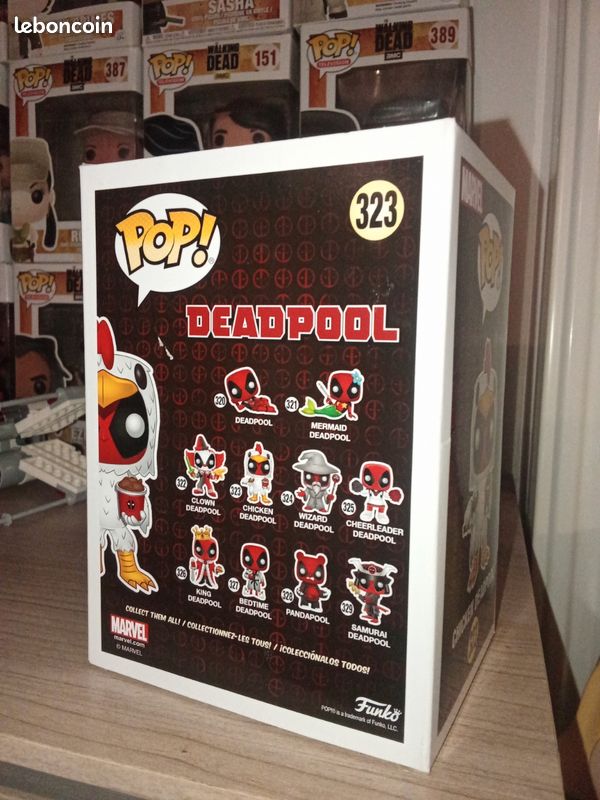 Funko Pop Marvel Deadpool 323 Chicken Deadpool Amazon Exclusive (image 3)