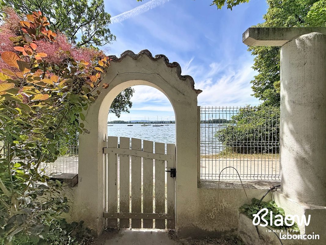Appartement 3 pièces 99 m² · à Meyzieu · 99 m² · 450 000 €