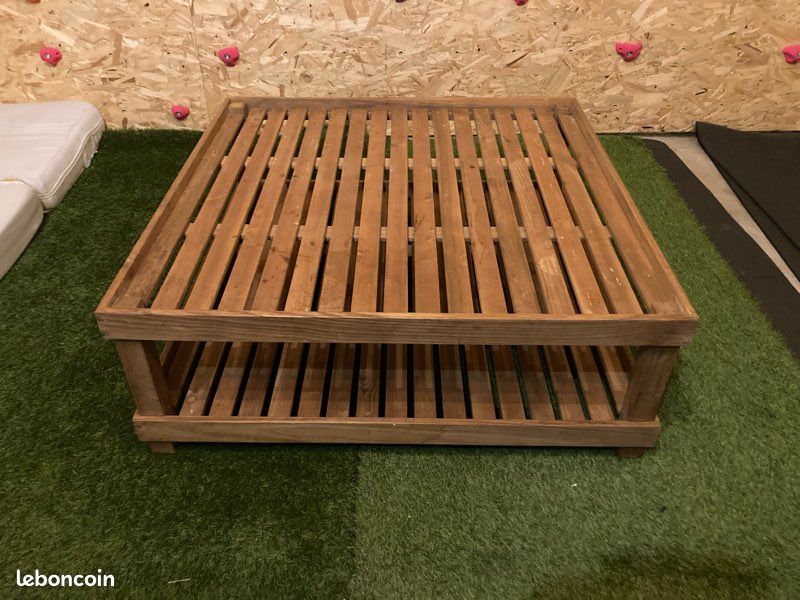 Table basse bois 1m x 1m (image 1)