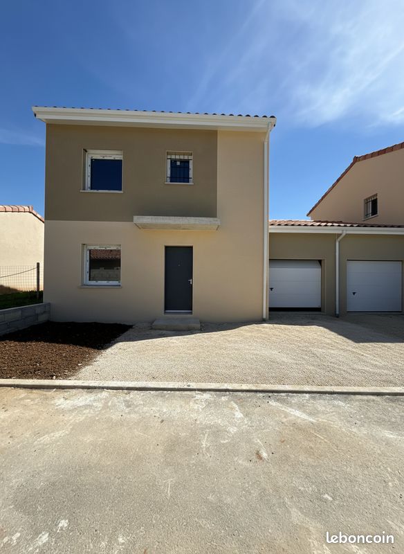 Maison 4 pièces 90 m² · à Rochefort-Samson · 90 m² · 229 000 €