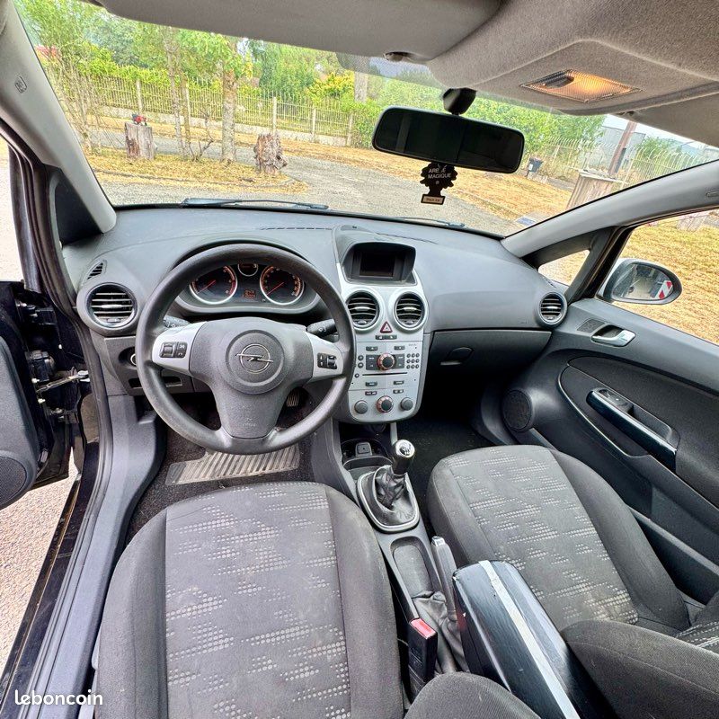 OPEL CORSA D OPC LINE PH2 1.7 CDTI 130 cv / DISTRIBUTION OK / RIEN À PRÉVOIR MÉCANIQUEMENT (image 3)