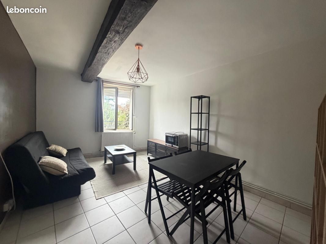 Appartement 2 pièces 42 m² · à Valenciennes · 42 m² · 562 €/mois