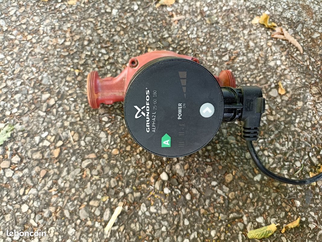 Circulateur grundfos (image 1)