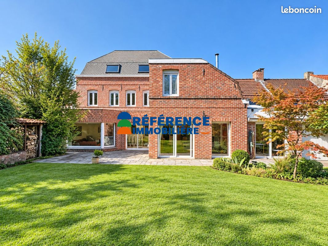Maison 9 pièces 282 m² · à Wasquehal · 282 m² · 620 000 €