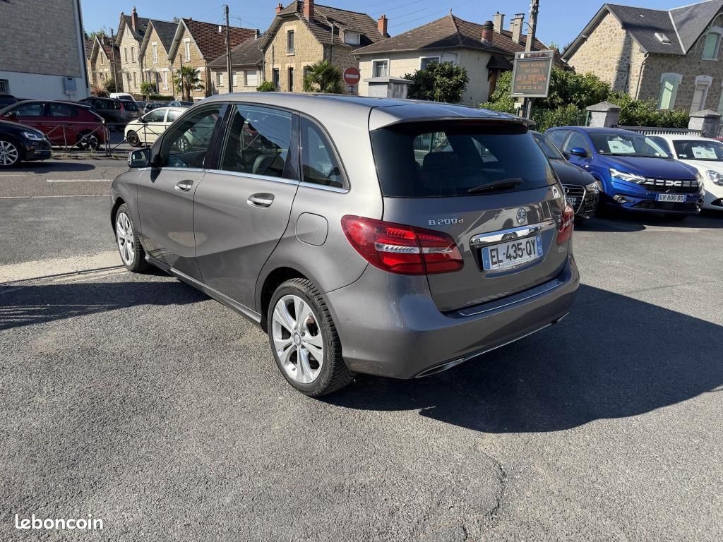 MERCEDES CLASSE B 200 d Bva - Sensation GPS + clim + camera AR (image 3)