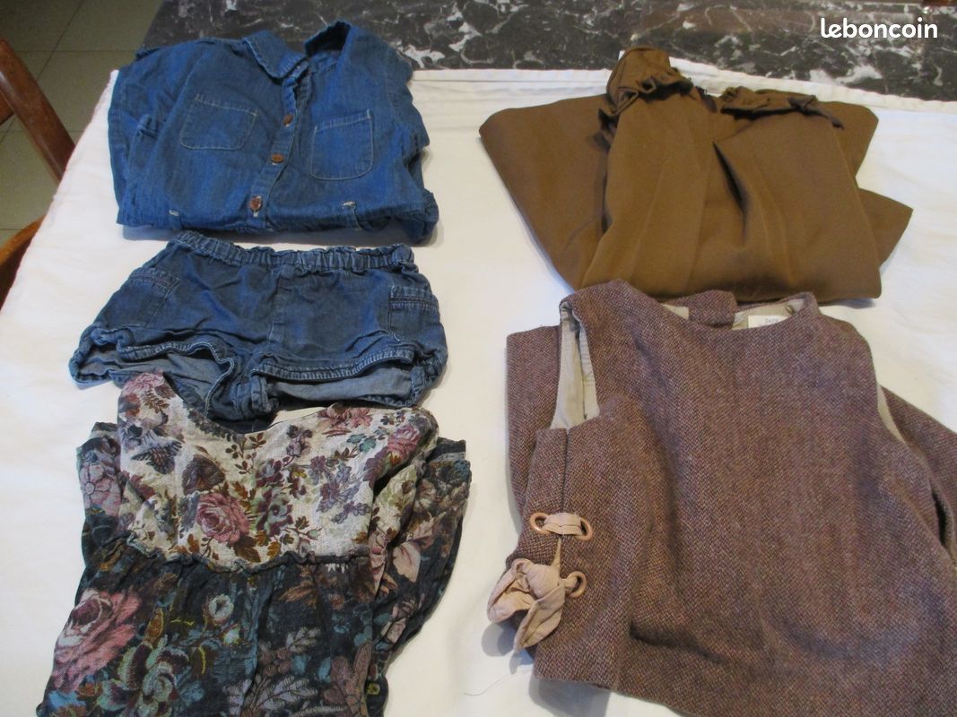 Lot de 18 vêtements pour fille de 3- 4 ans (image 2)