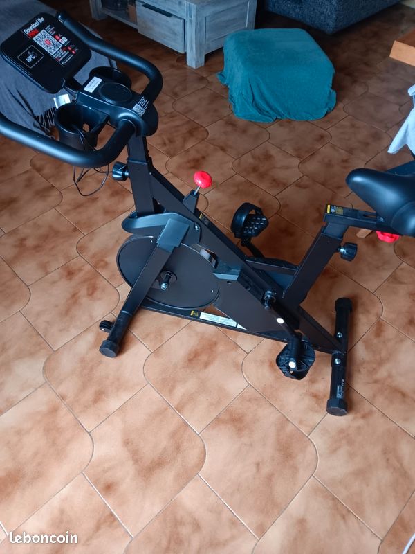 Vélo d appartement connecté (image 2)
