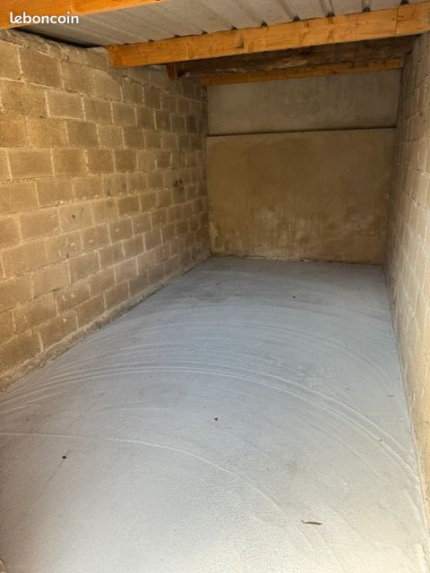 Garage rue du vieux coq à Reims (image 1)