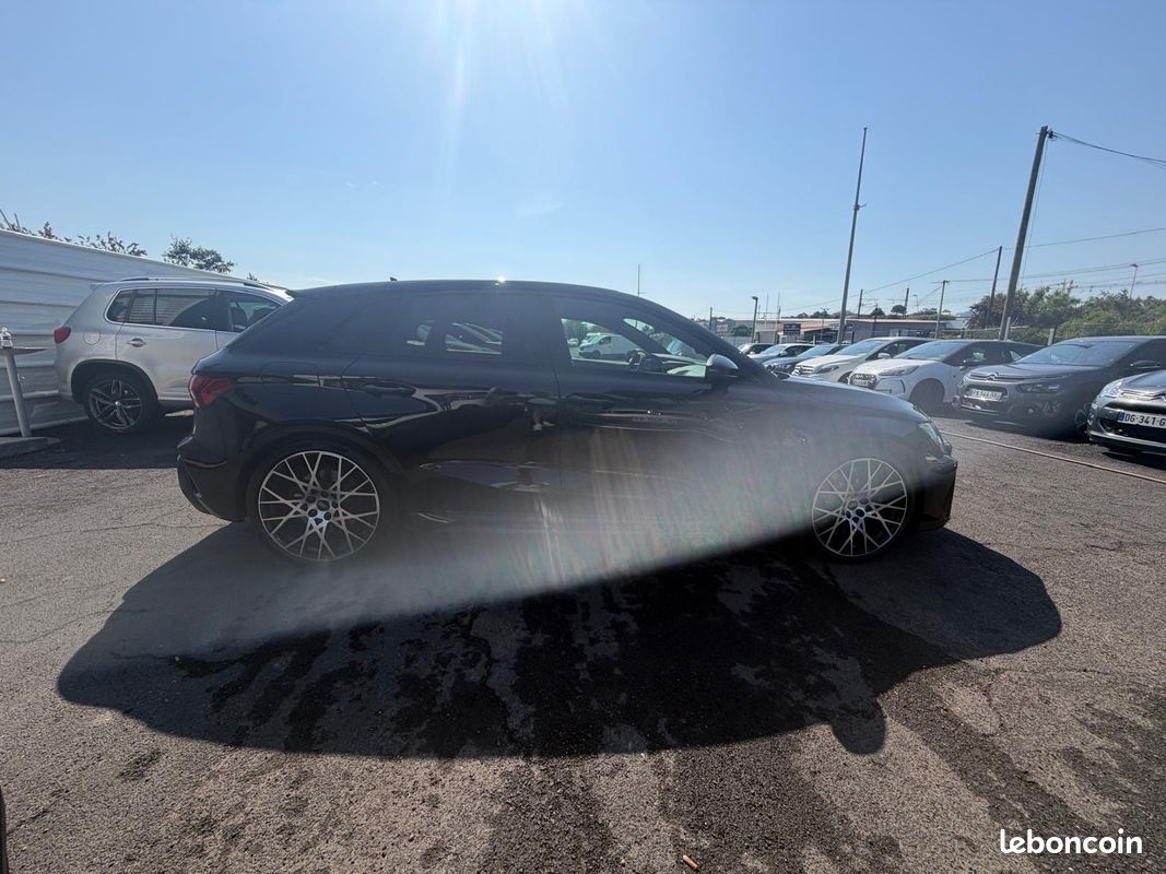 Audi RS3 SPORTBACK 2.5 TFSI 400CV quattro S-tronic 7 CARTE GRISE FRANCAISE (8900 KMS) (image 4)