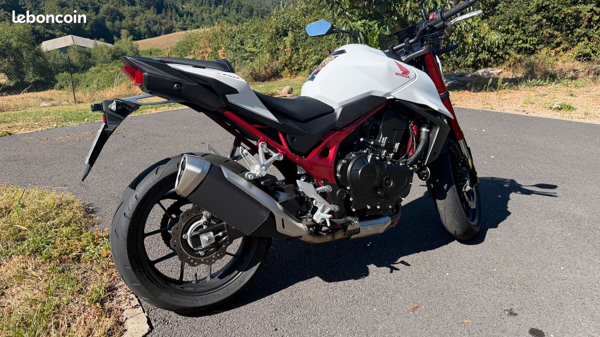 Honda 750 Hornet garantie 2029 (image 2)