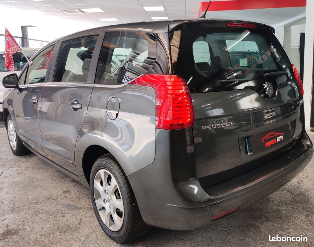 Peugeot 5008 1.6 HDi (image 2)