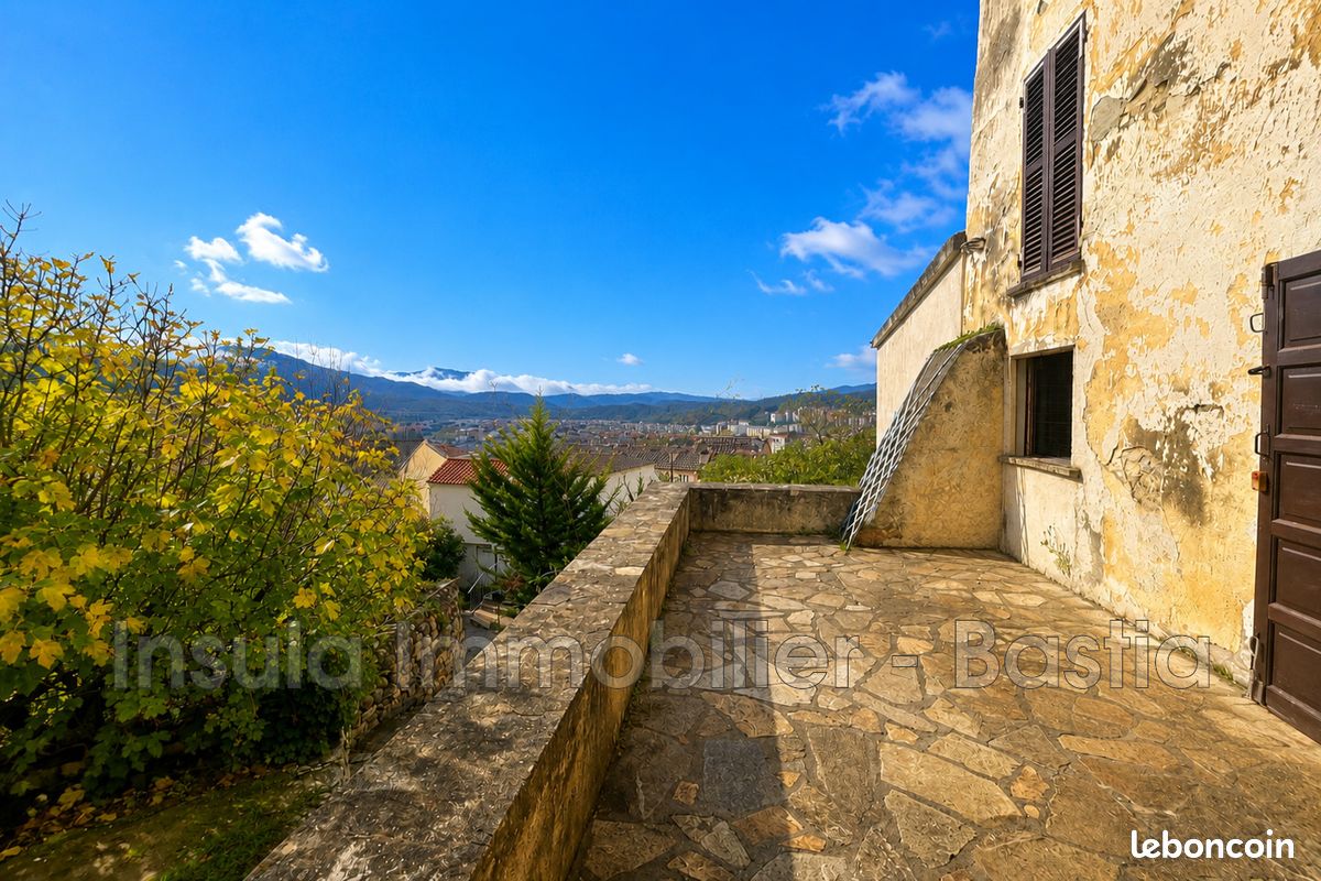 Maison 7 pièces 150 m² · à Corte · 150 m² · 309 750 €