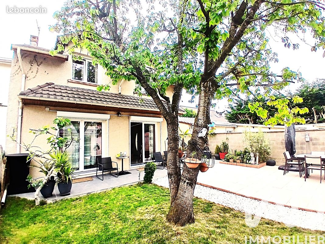 Maison 4 pièces 99 m² · à Tremblay-en-France · 99 m² · 315 000 €