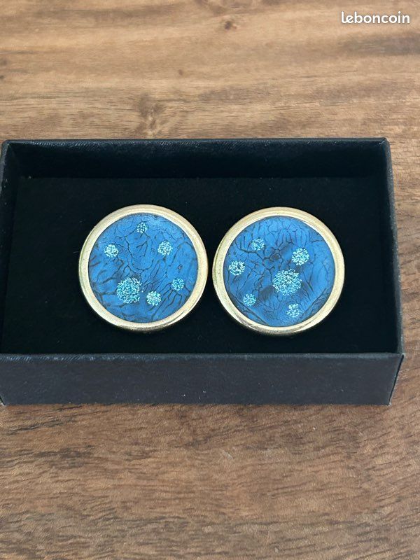 Boucles d’oreilles vintage (image 1)