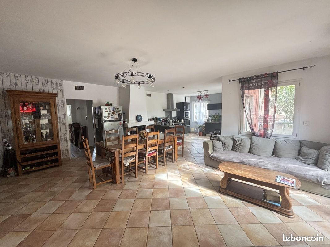 Maison 6 pièces 139 m² · à Sigean · 139 m² · 325 000 €