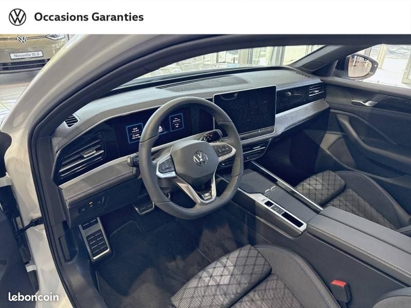 Volkswagen Passat SW 1.5 eHybrid 272ch R-Line DSG6 (image 21)