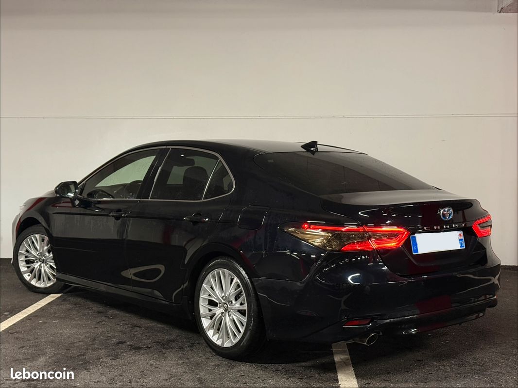 🚘 TOYOTA CAMRY LOUNGE 2.5 HYBRID 218ch BVA e-CVT - JBL - HUD - CUIR - SIÈGES ÉLECTRIQUES - CRIT’AIR 1🟣 (image 2)
