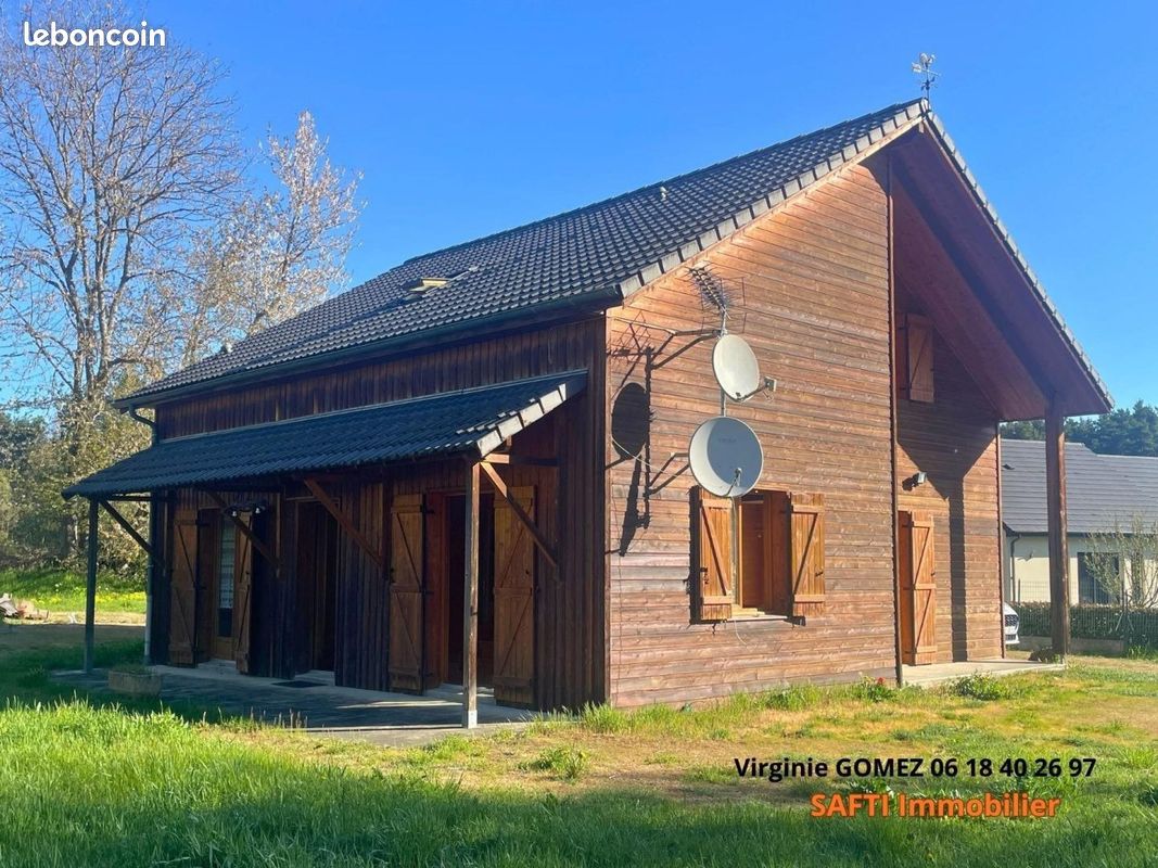 Maison 6 pièces 116 m² · à Aydat · 116 m² · 1 250 €
