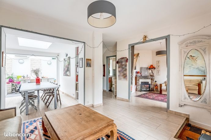 Maison 7 pièces 200 m² — 7