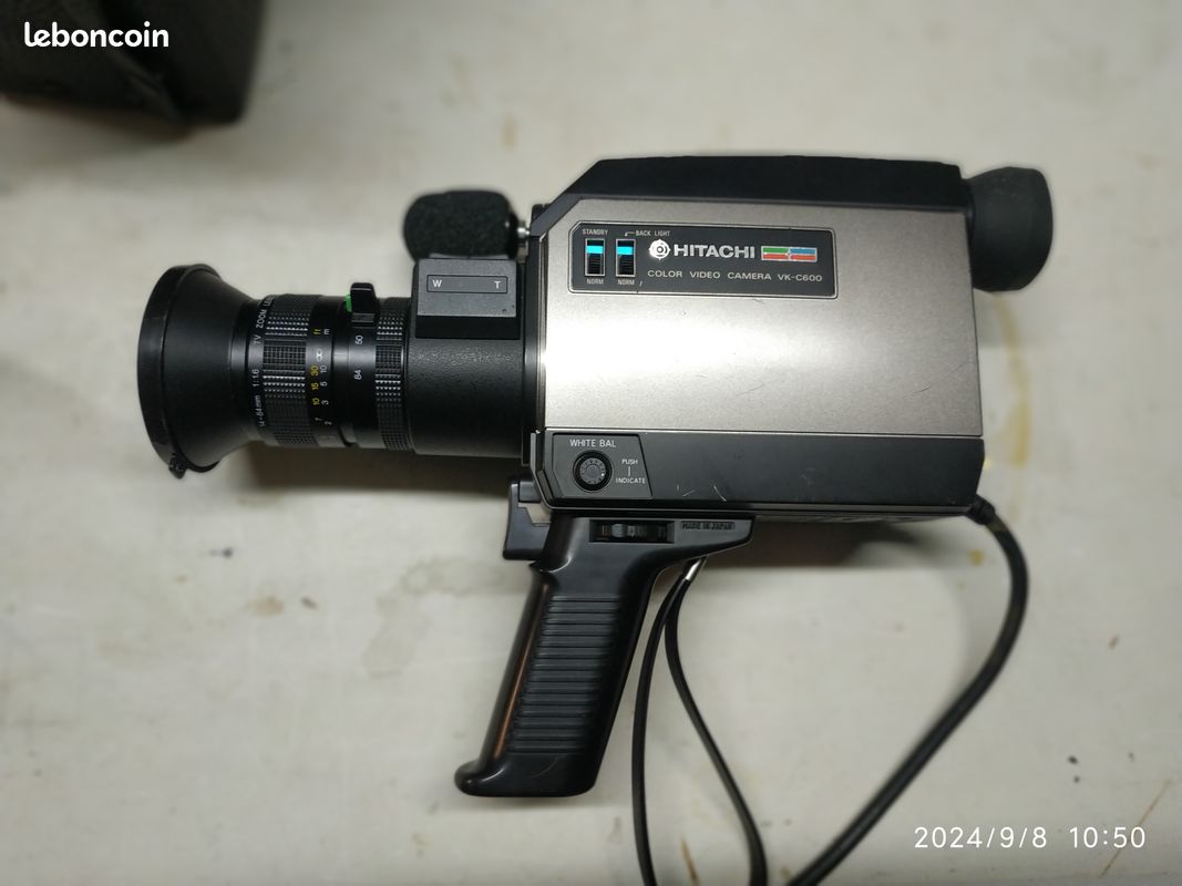 Caméra Vintage Hitachi – Modèle C52s – Pour Pièces / Ne Fonctionne Pas