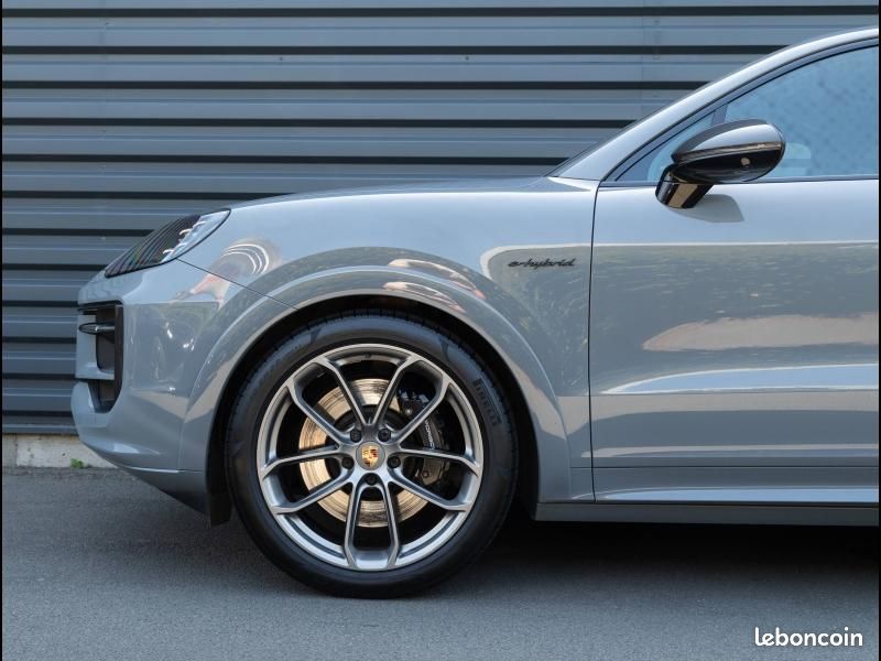 Porsche Cayenne Coupé 3.0 V6 519ch S E-Hybrid (image 35)