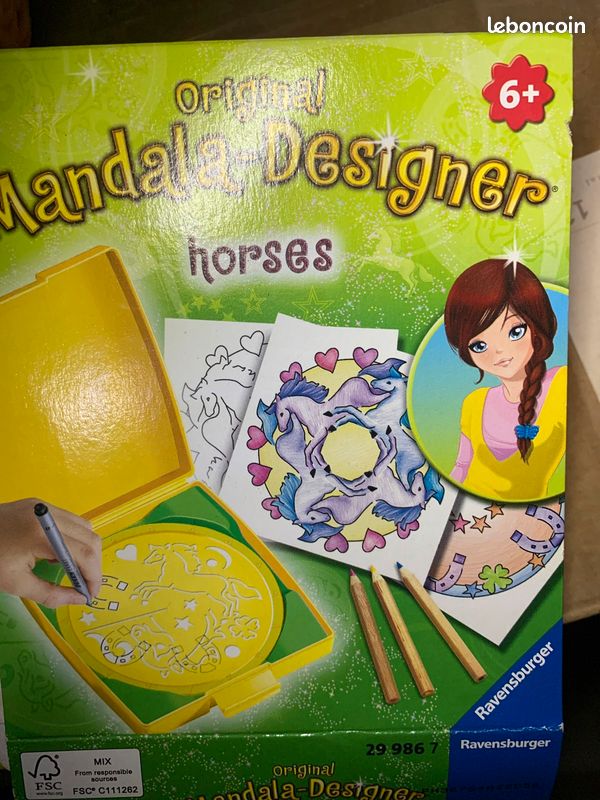 Mandala designer dessin sur disque (image 1)