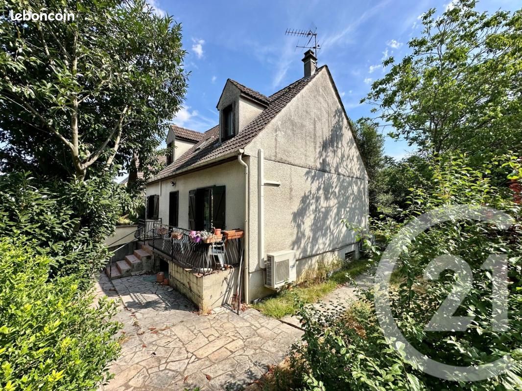 Maison 6 pièces 114 m² · au Plessis-Trévise · 114 m² · 379 500 €