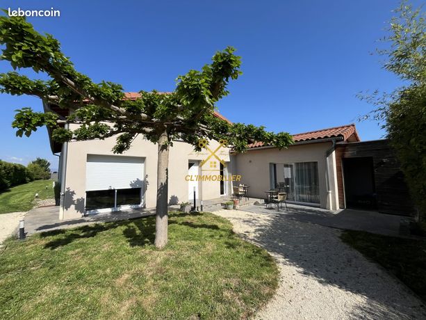 Villa 6 pièces 220 m²