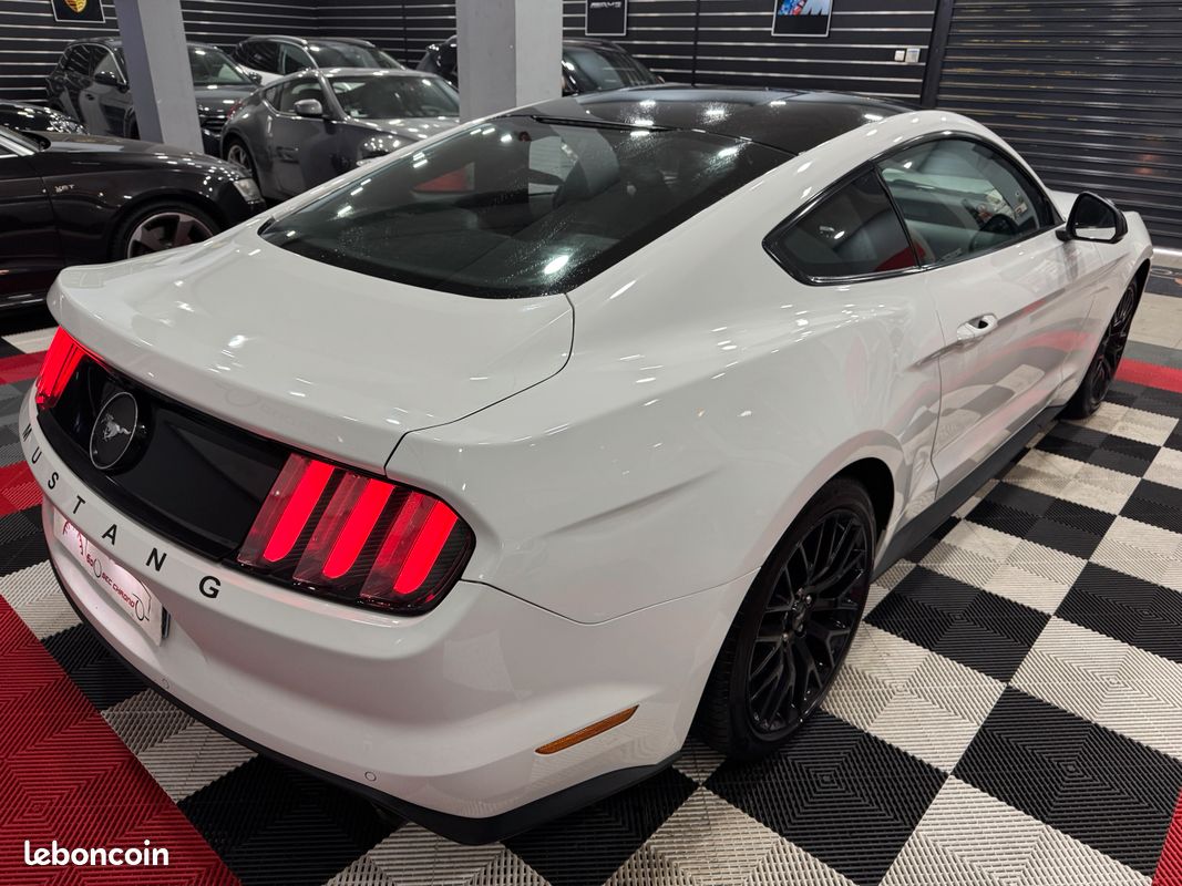 FORD Mustang Fastback 2.3 EcoBoost 314ch (image 4)