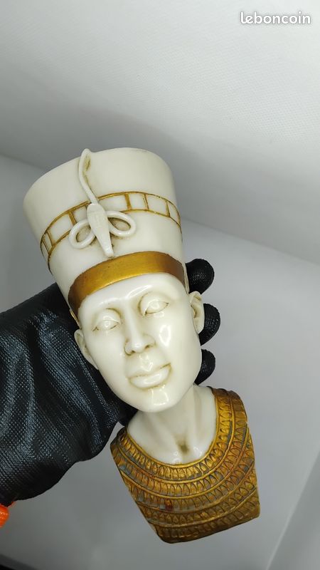 Buste de nefertiti vintage head buste (image 1)