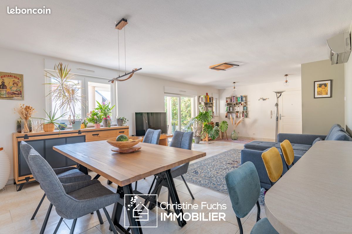 Parking 3 pièces 94 m² · à Niederhausbergen · 94 m² · 399 000 €