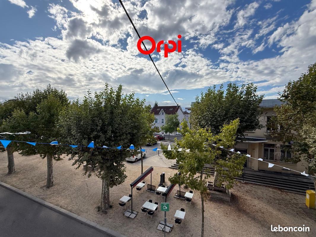 Appartement 3 pièces 92 m² · au Grand-Lemps · 92 m² · 79 000 €