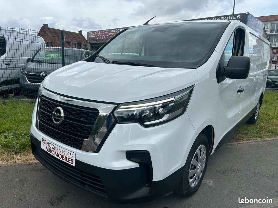 15 900 e ht - nissan primastar l2h1 2.0 dci 130 cv grtie constructeur - Feux Led / carplay / gps / clim / reg / tel / radars ar / intérieur bois (image 1)