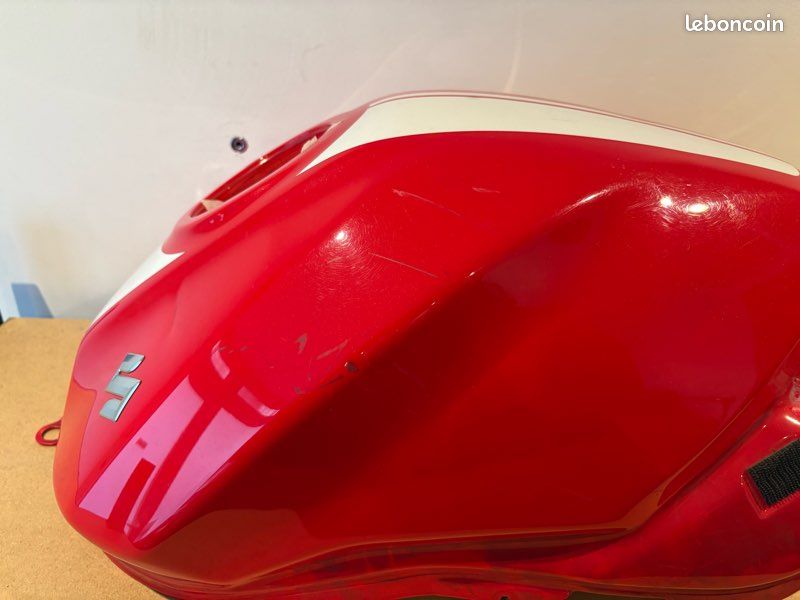 Réservoir Suzuki SV 650 (image 2)