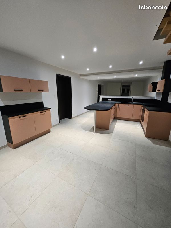 Maison 6 pièces 114 m² · à Lamarche · 114 m² · 800 €/mois