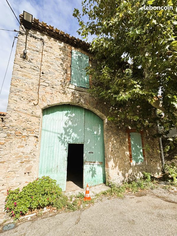 Maison 2 pièces 192 m² · à Rieux-Minervois · 192 m² · 39 000 €