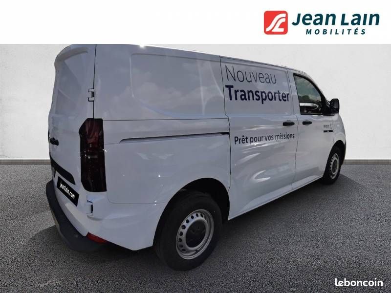 Volkswagen Transporter FOURGON VAN L1H1 2.0 TDI 150 BVA8 BUSINESS (image 5)