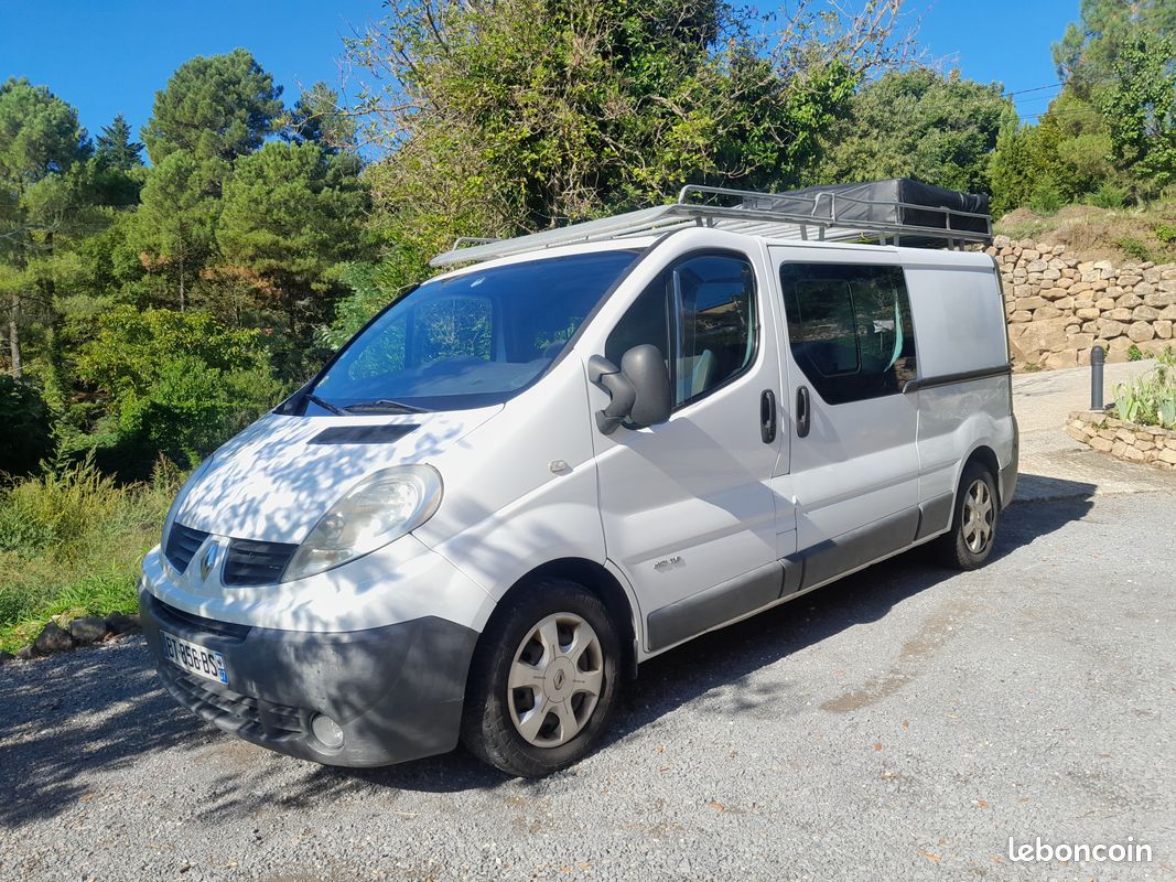 Renault Trafic Aménagé 6 places 6 Couchages (image 1)