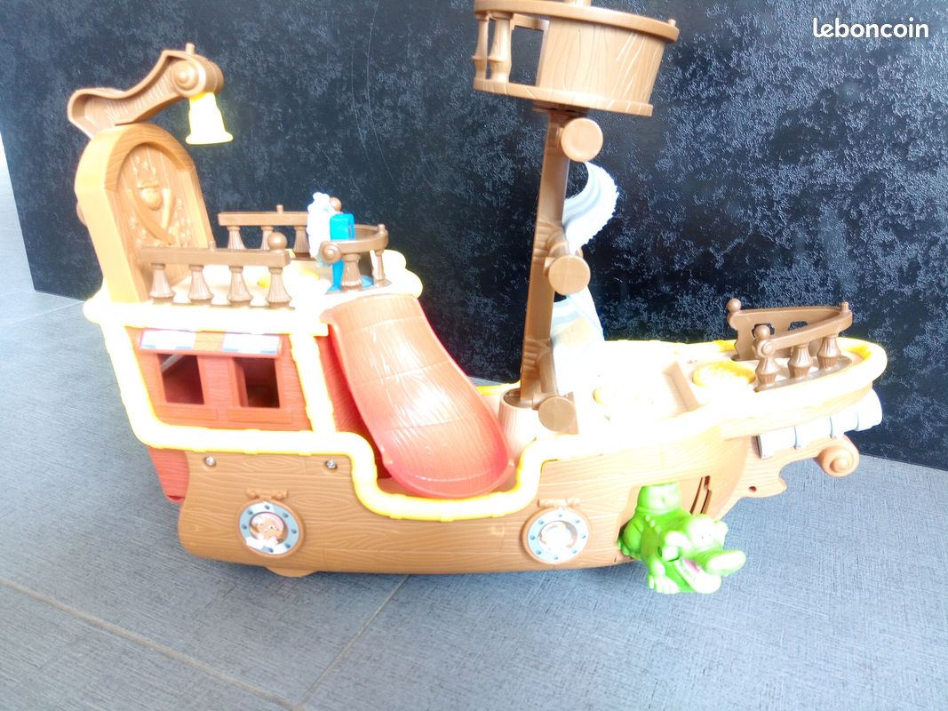 Bateau musical Bucky (image 1)