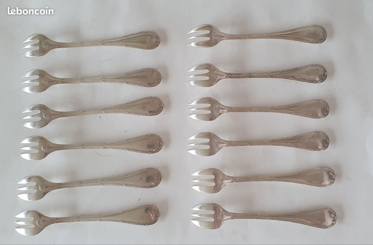 9 FOURCHETTE À Huîtres Christofle Modèle Cluny Métal argenté EUR 180,00 - FR