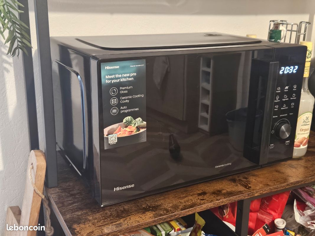 Micro-onde hisense 23L (image 3)