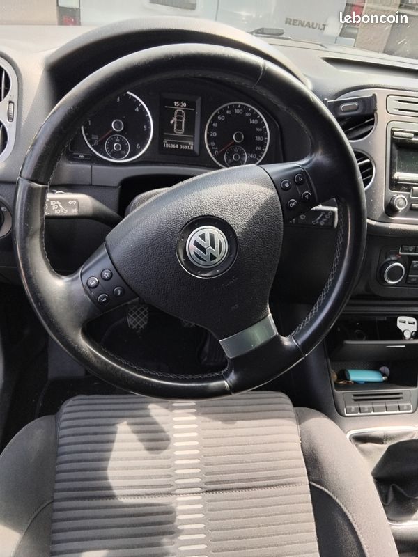 Volkswagen tiguan (image 2)