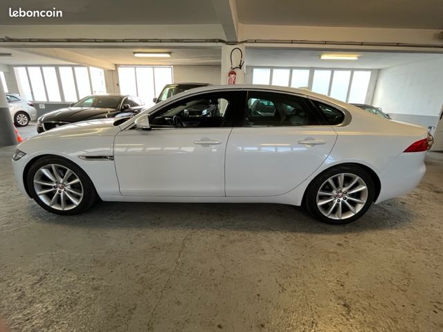 Jaguar xf ii 3.0d v6 300 premiere edition prestige auto (image 5)