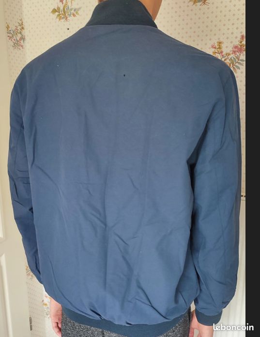 Blouson lacoste 2en1- marine -homme m -epaule 48-l67cm -tres bon etat-disponible (image 4)