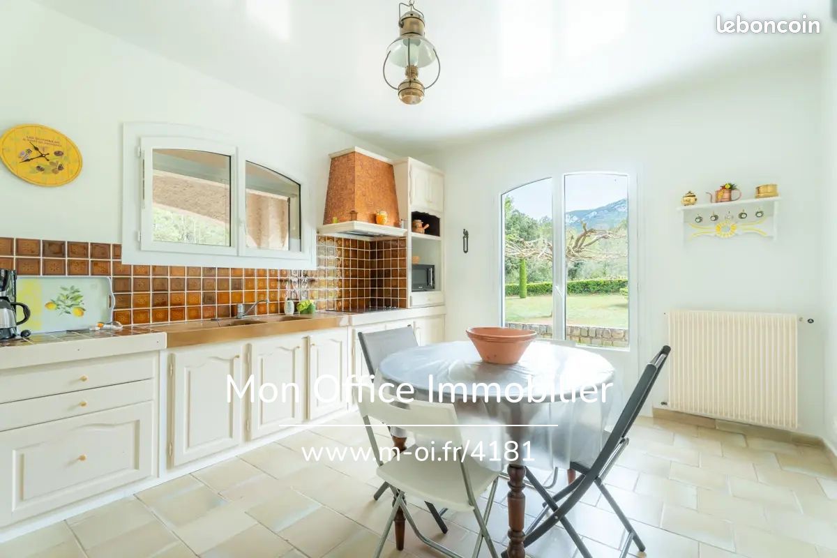 Maison 6 pièces 250 m² (image 5)
