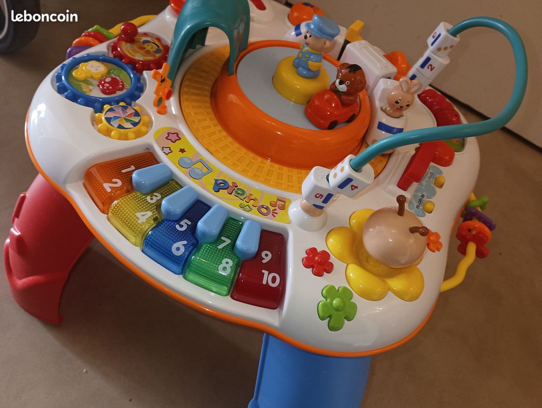 Table d'activités bébé 10 mois TRÈS BON ÉTAT Jeux Jouets