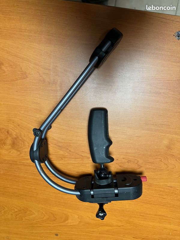 Stabilisateur Steadicam Smoothee pour GoPro et smartphone (image 1)