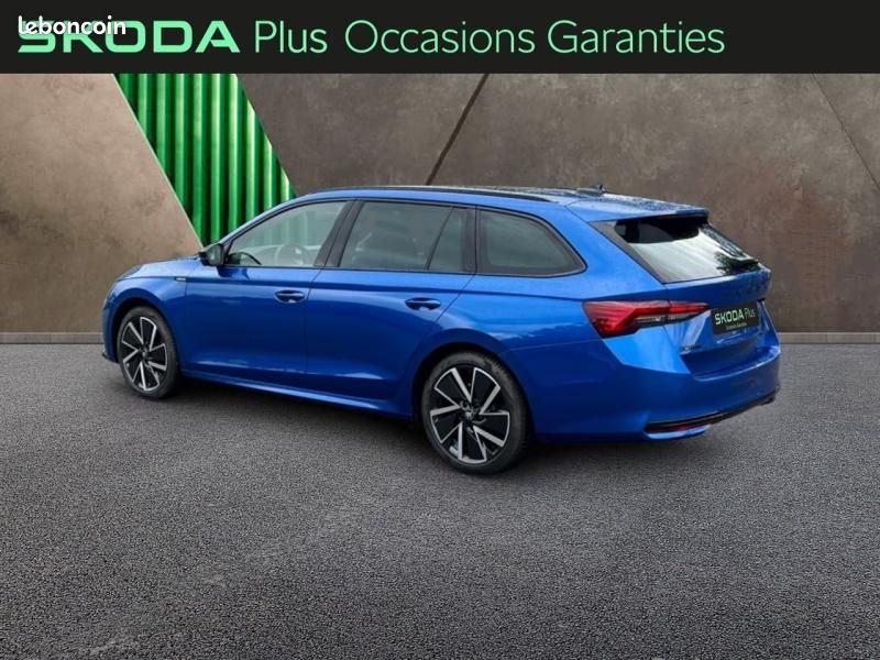 Skoda Octavia 2.0 TDI SCR 150ch Sportline DSG7 (image 12)